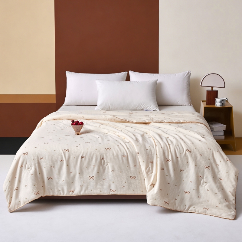 洁丽雅  云感柔纱抗菌大豆被CP1222-1