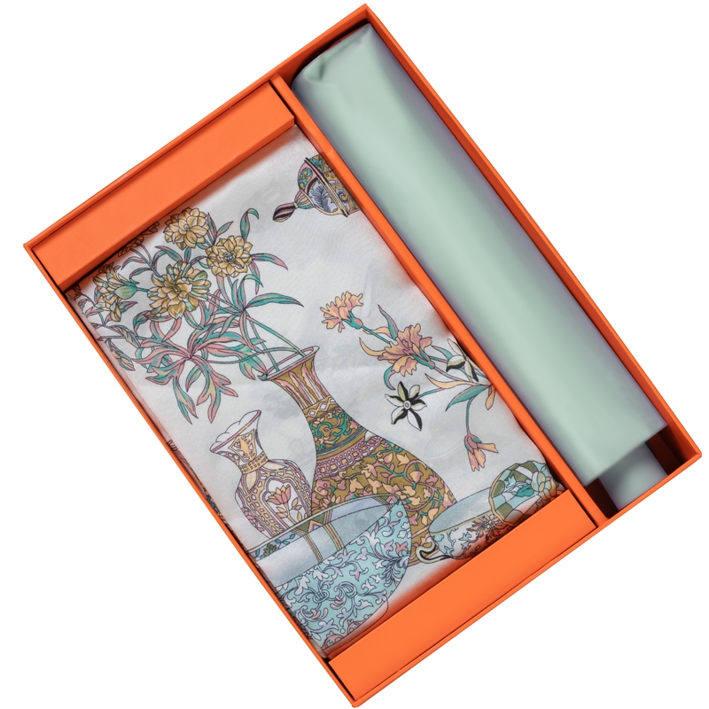 艾丝雅兰  薇薇安真丝方巾三折伞套装A-ZH2201