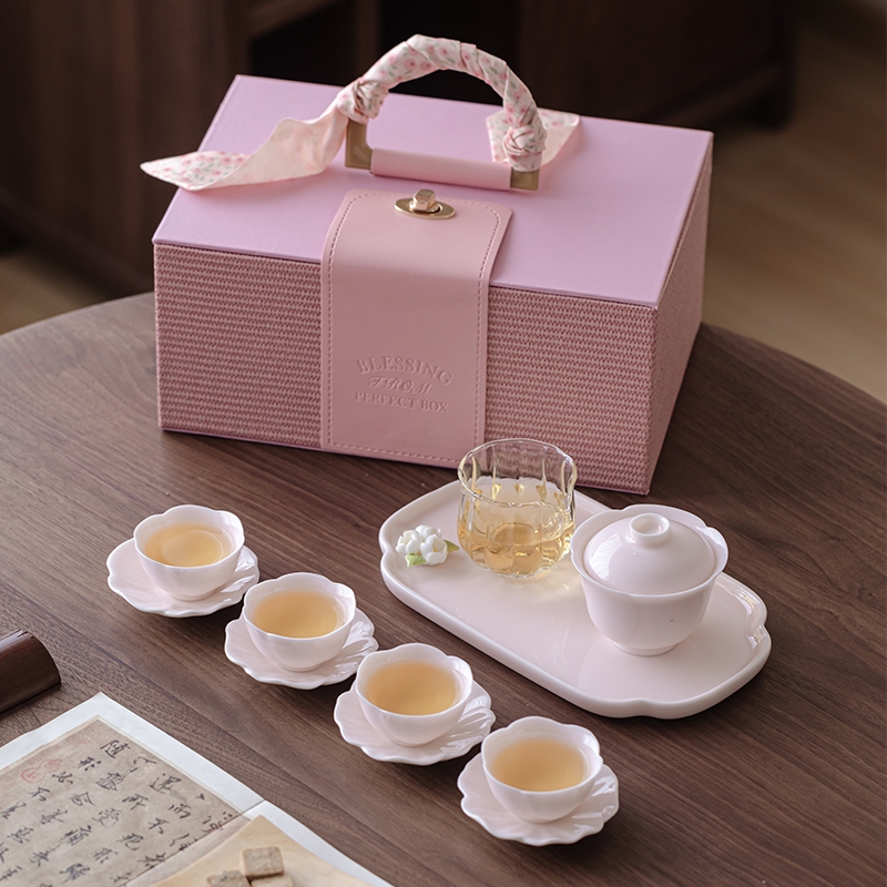 辞蕴  樱粉花瓣套装