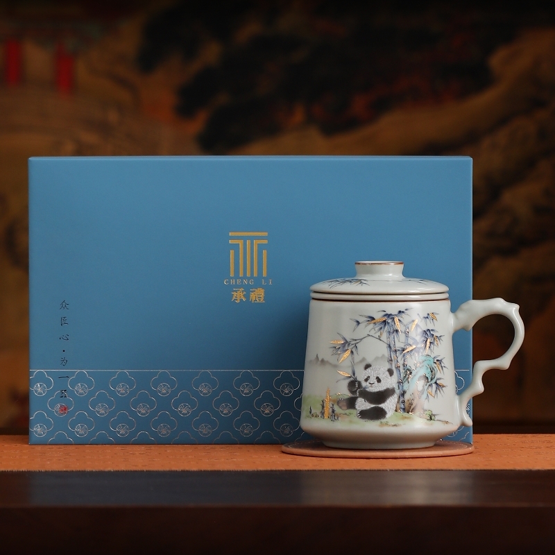 承礼  汝窑熊有成竹龙腾办公杯