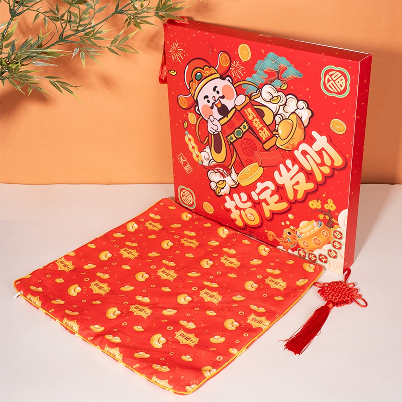 承夏文化  指定发财锦鲤开运艾绒坐垫CX2025-Q35