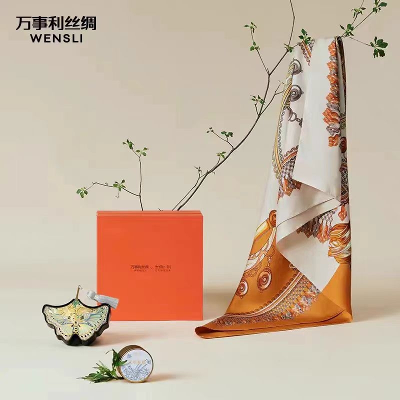 万事利  丝巾香氛礼盒锦绣铜心礼盒