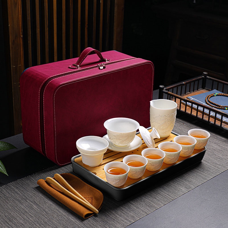 开门红13头盛世龙腾浮雕茶具