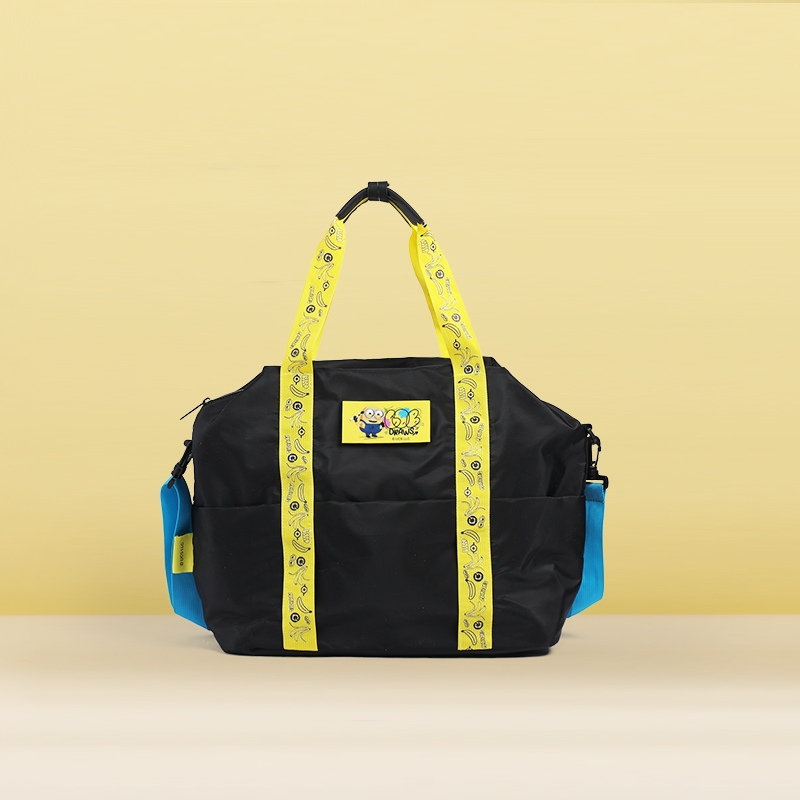 小黄人  大眼萌系列香蕉款旅行包CXB050032