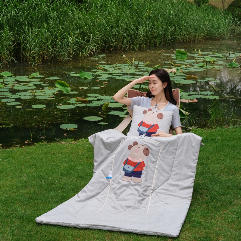 亿瞬间  卡皮巴拉抱枕被