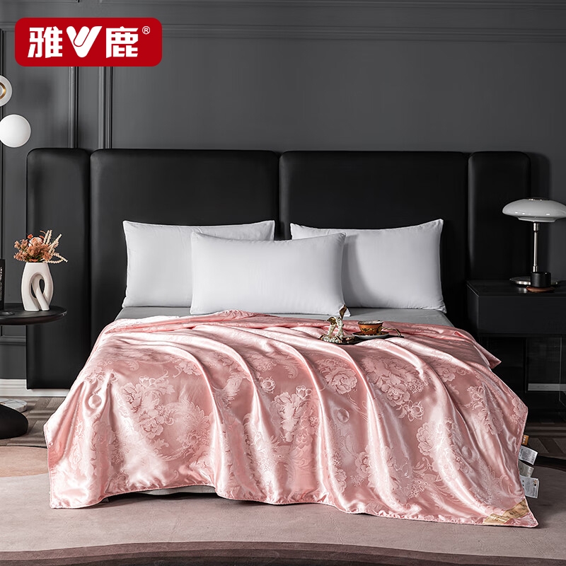雅鹿  贡缎提花蚕丝被YLTJ052