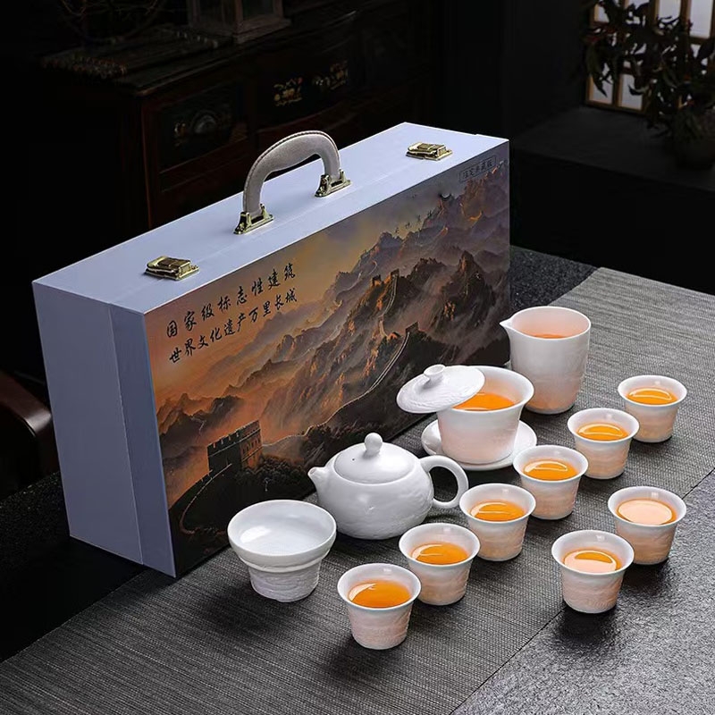 13头千里江山浮雕功夫茶具套装