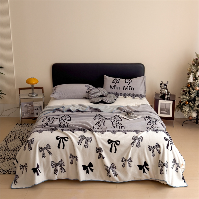 花花公子  仿羊绒双层加厚保暖午睡休闲毛毯