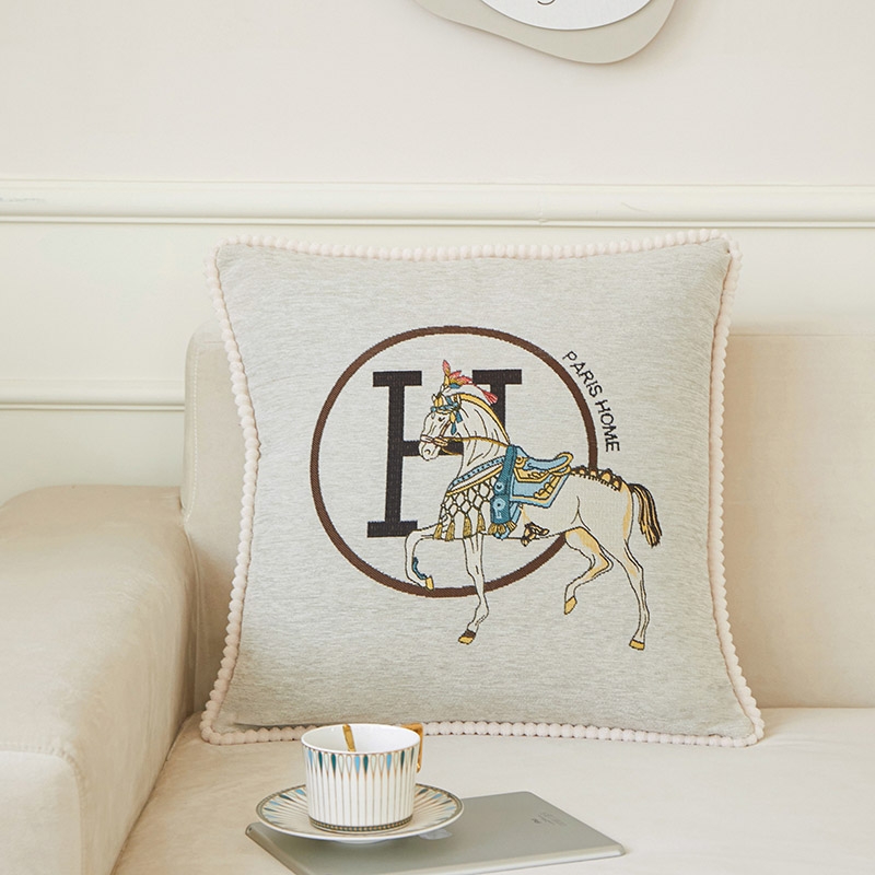 花花公子  白马轻奢简约棉麻抱枕靠垫靠枕PLAYBOY-158