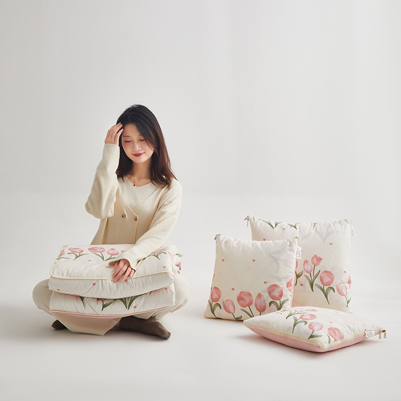 亿瞬间  泡芙棉抱枕被50*50cm