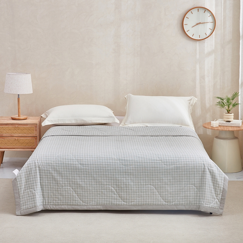 花花公子  透气亲肤夏被-雾屿