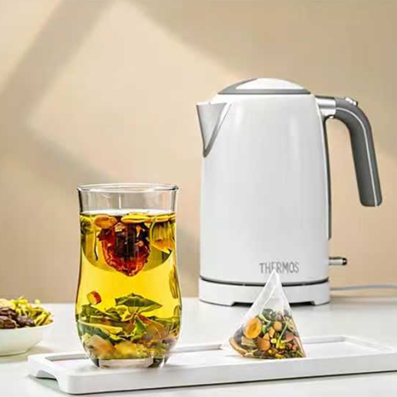 膳魔师  电热水壶EHA-1333A-W